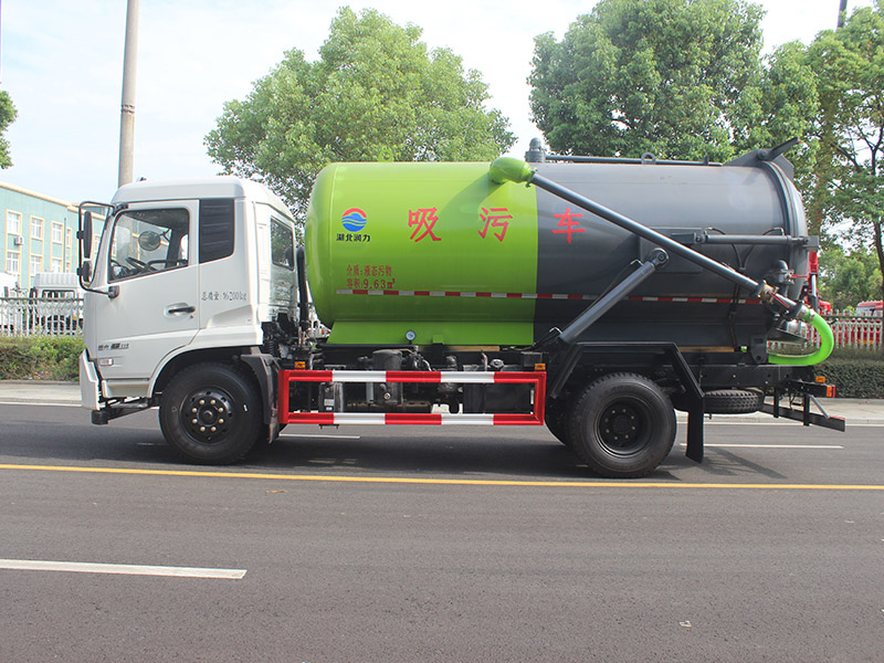 東風天錦10方吸污車