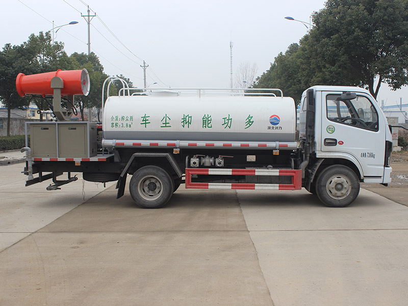 SCS5070TDYEQ-6多功能抑塵車