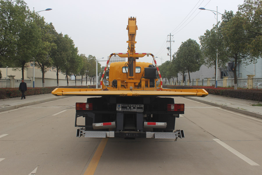 潤知星牌SCS5123TQZZ6型清障車