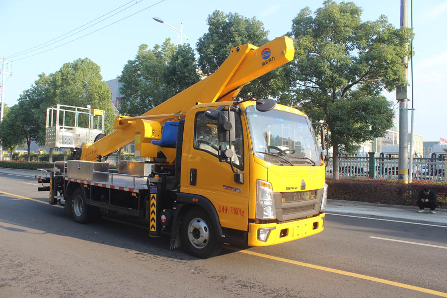 潤知星牌SCS5071JGKZZ6型高空作業(yè)車